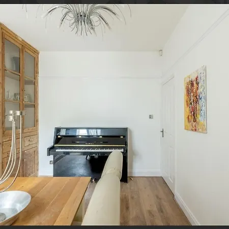 Serene With Garden * Bristol
